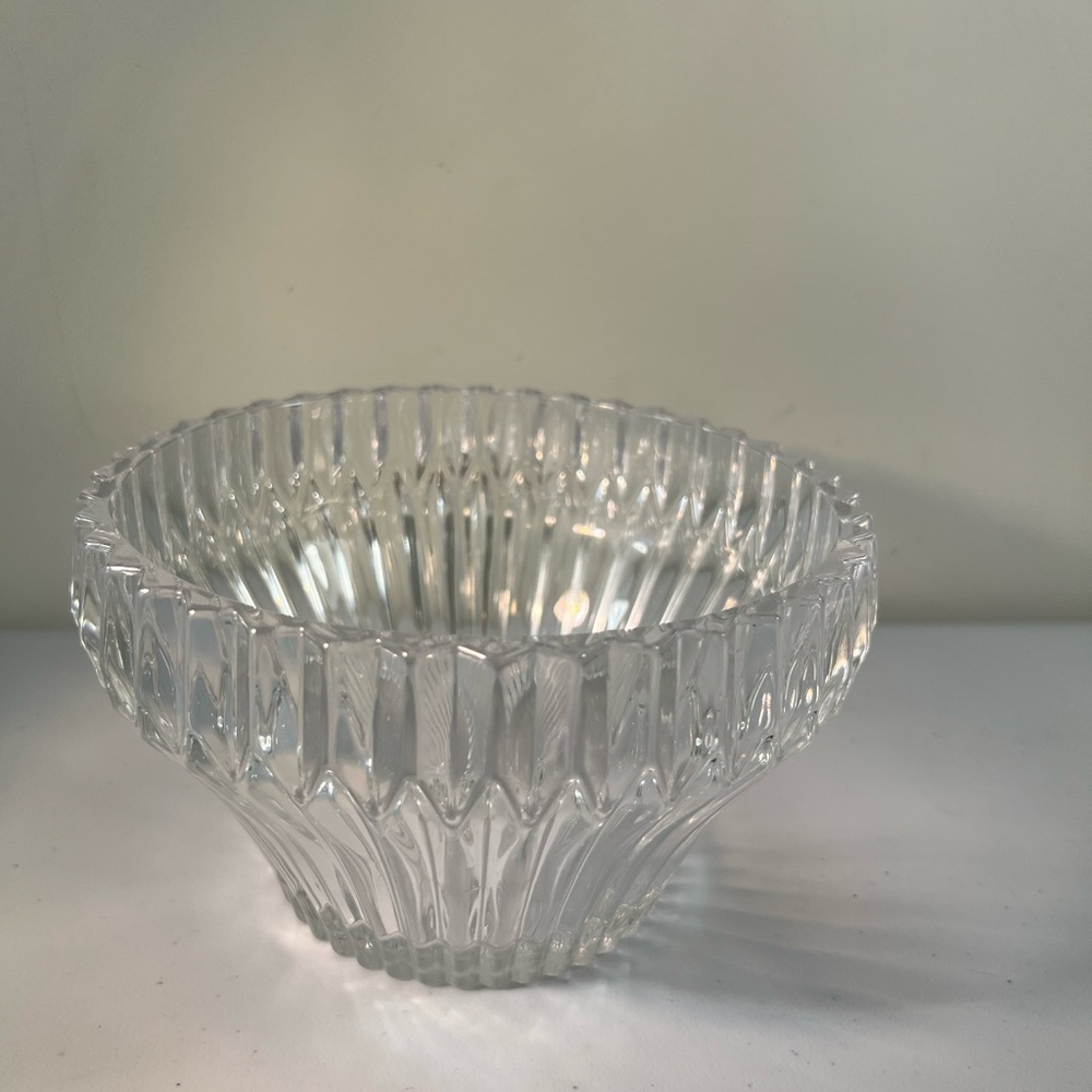 Lead Crystal Bowl Deep Cut Glassware Sleek Vertical Lines Heavy Bowl Wedding